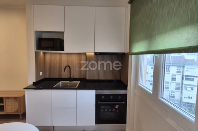 Apartamento T1 para Arrendamento em Venteira