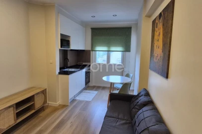 Apartamento T1 para Arrendamento em Venteira