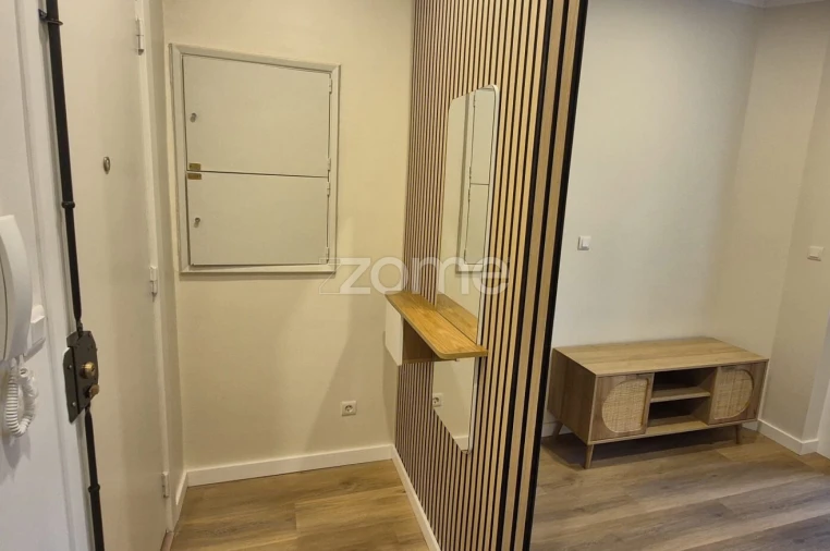 Apartamento T1 para Arrendamento em Venteira Foto 10
