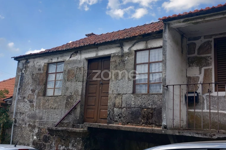 Moradia T2 para Venda em Gosende Foto 4