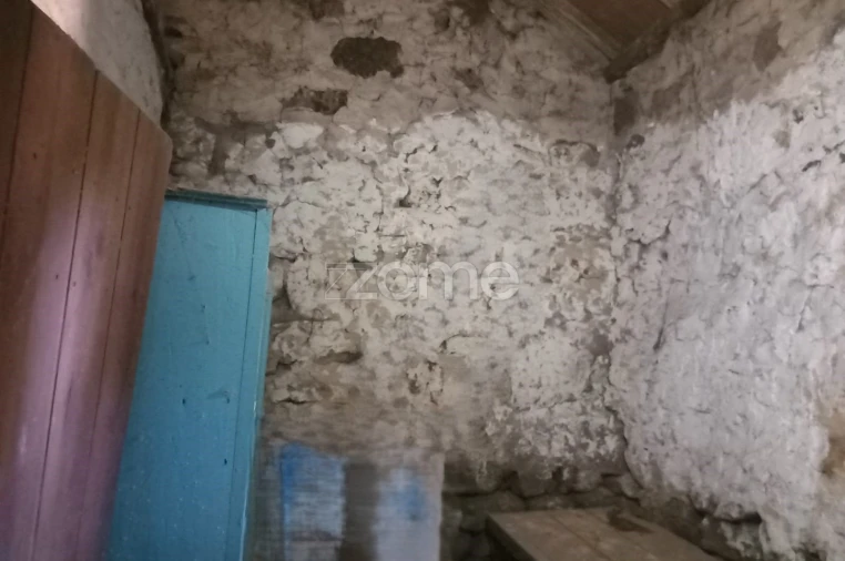 Moradia T2 para Venda em Gosende Foto 23