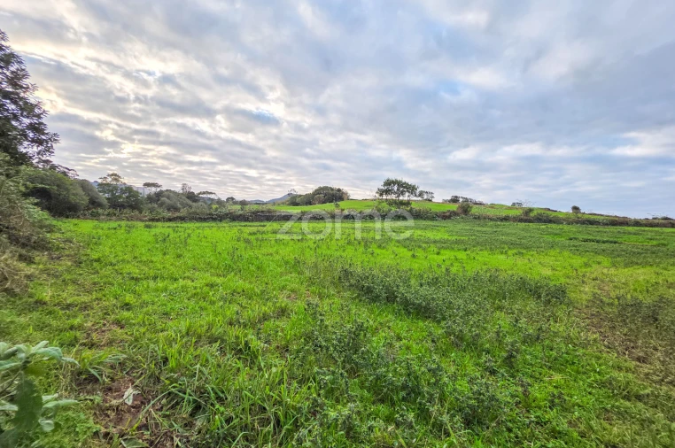 Terreno para Venda em Rabo de Peixe Foto 8