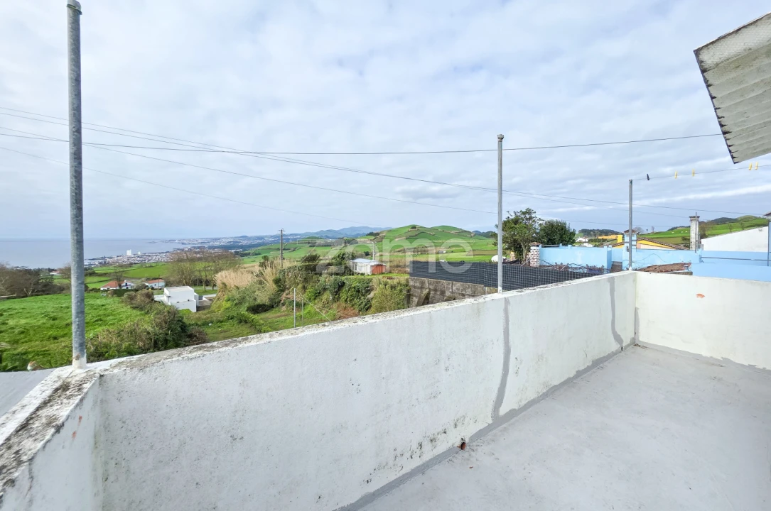 Moradia T4 para Venda em Lagoa (Santa Cruz) Foto 16