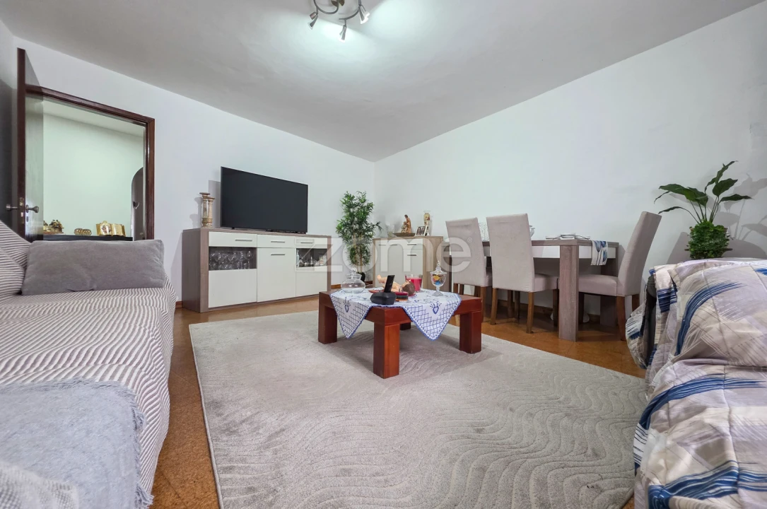 Moradia T4 para Venda em Lagoa (Santa Cruz) Foto 6