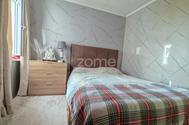 Moradia T4 para Venda em Lagoa (Santa Cruz) Foto 8