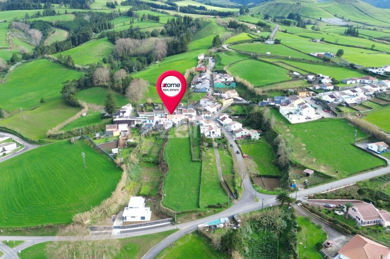 Moradia T4 para Venda em Lagoa (Santa Cruz) Foto 20