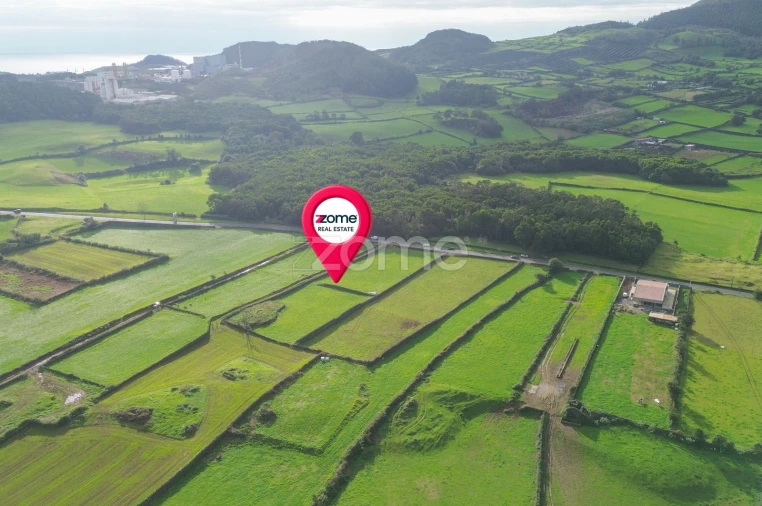 Terreno para Venda em Rabo de Peixe Foto 15