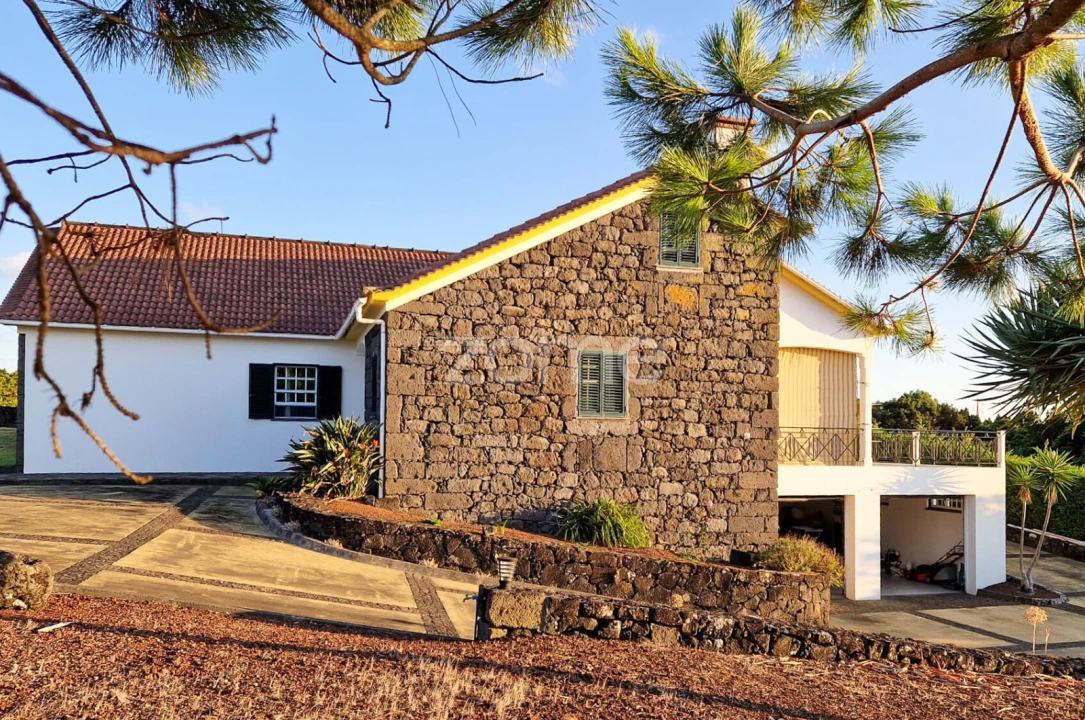 Moradia T5 para Venda em Candelaria Foto 4