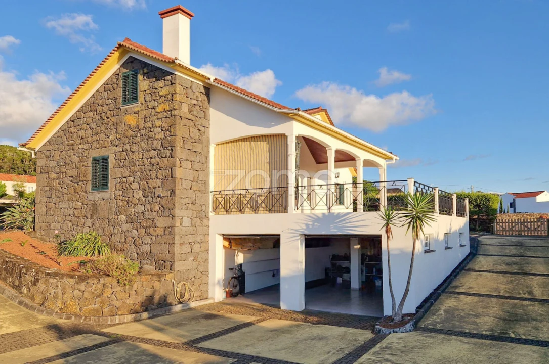 Moradia T5 para Venda em Candelaria Foto 5