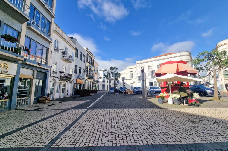 Negócio para Venda em Ponta Delgada (São José) Foto 4