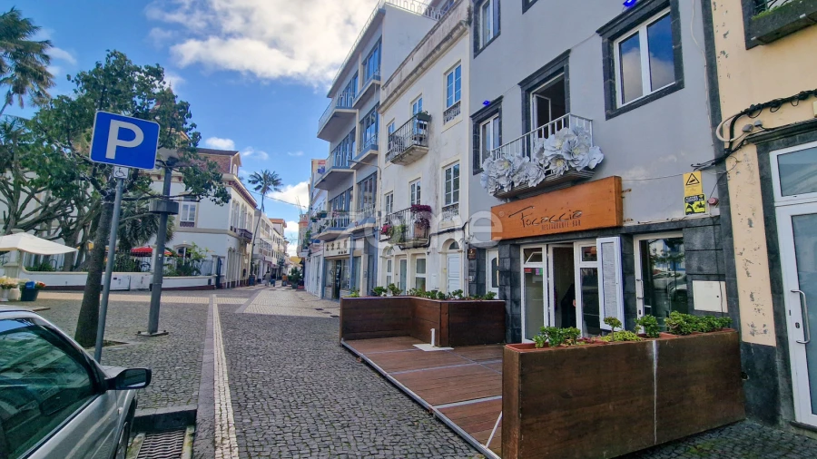 Negócio para Venda em Ponta Delgada (São José)