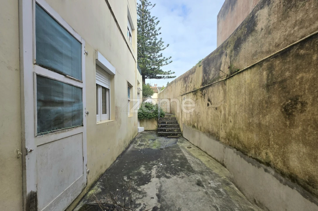 Apartamento T4 para Venda em Ponta Delgada (São Pedro) Foto 13