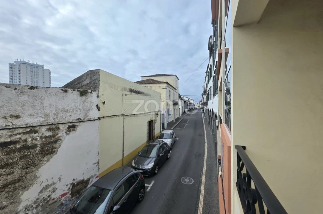 Apartamento T4 para Venda em Ponta Delgada (São Pedro) Foto 24