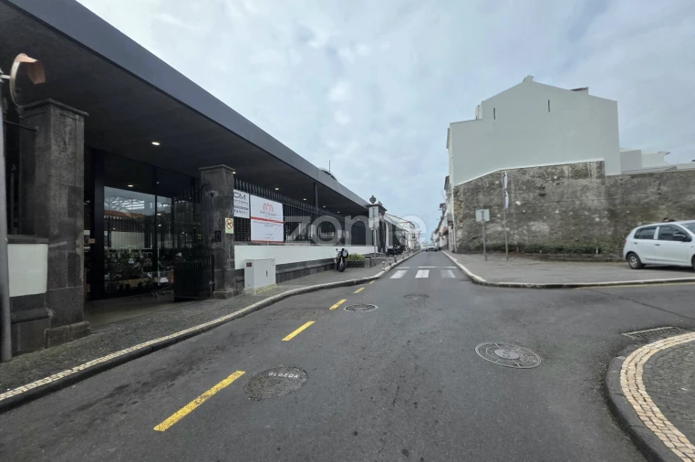 Apartamento T4 para Venda em Ponta Delgada (São Pedro) Foto 26