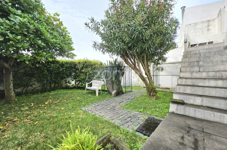 Moradia T3 para Venda em Lagoa (Nossa Senhora do Rosario) Foto 29