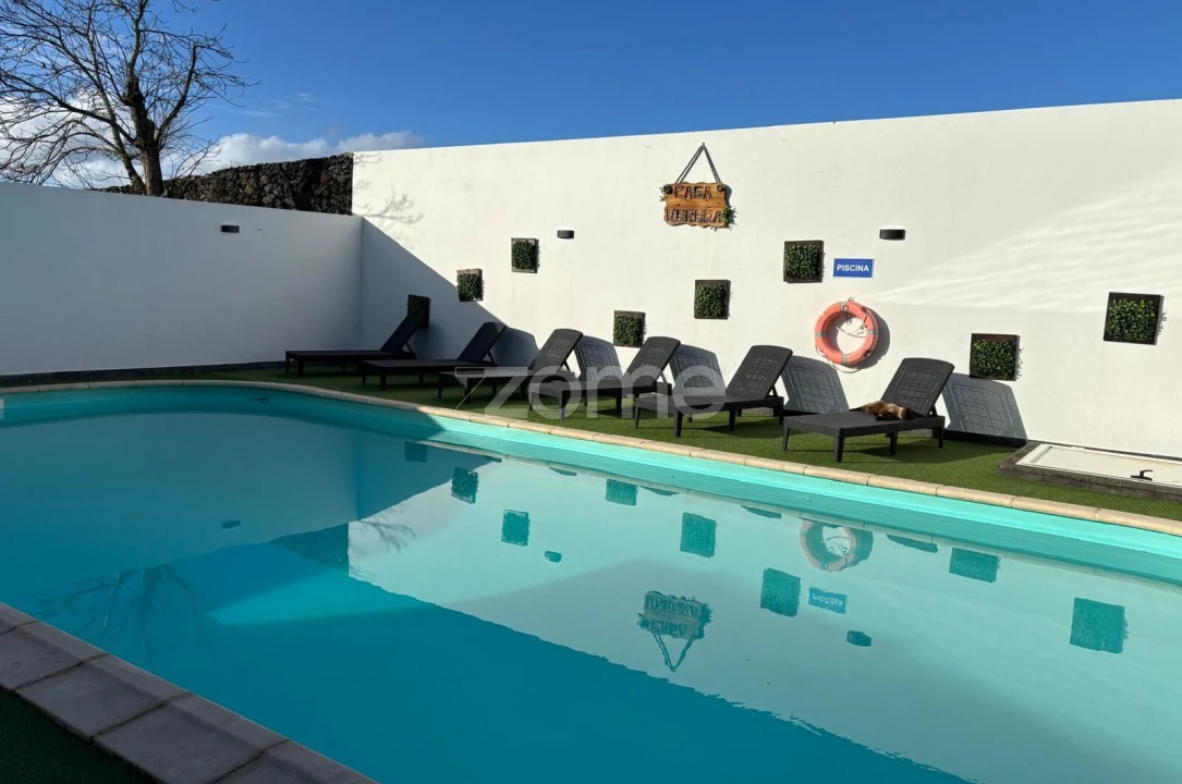 Moradia T7 para Venda em Fenais da Luz Foto 28