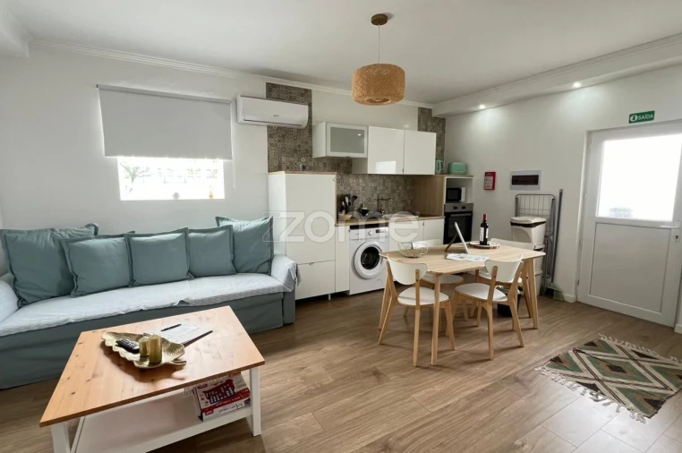 Moradia T7 para Venda em Fenais da Luz Foto 18