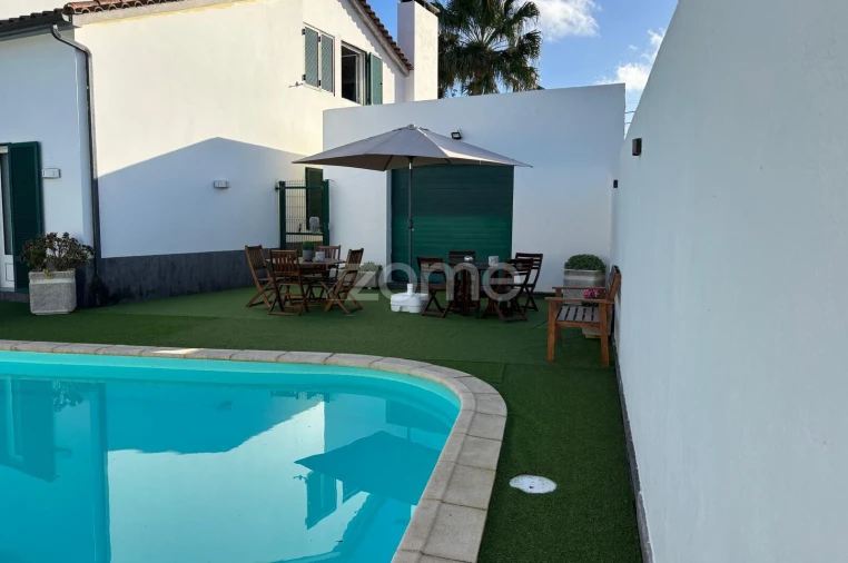 Moradia T7 para Venda em Fenais da Luz Foto 25