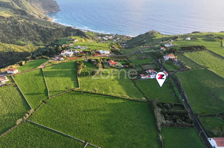 Terreno para Venda em Almagreira Foto 1