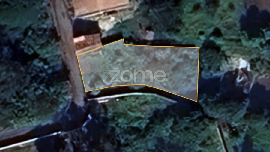 Terreno para Venda em Rosto do Cão (Livramento)