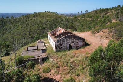 Moradia T1 para Venda em Silves