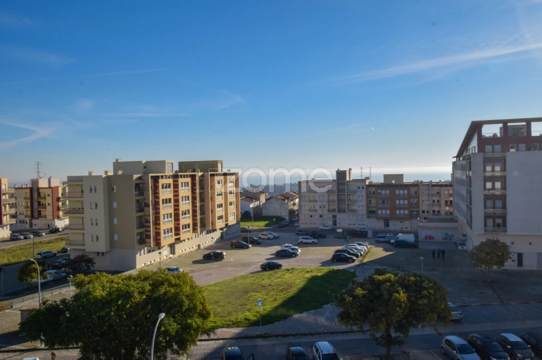 Apartamento T3 para Venda em Camarate, Unhos e Apelação Foto 23