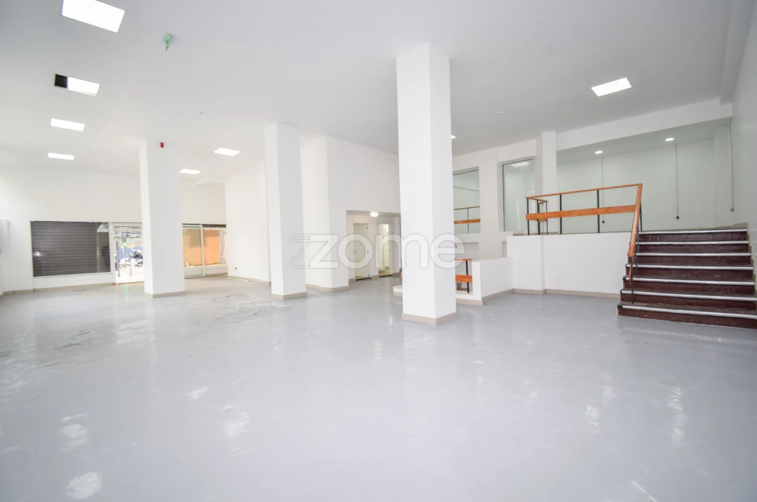 Negócio para Arrendamento em Arroios Foto 2