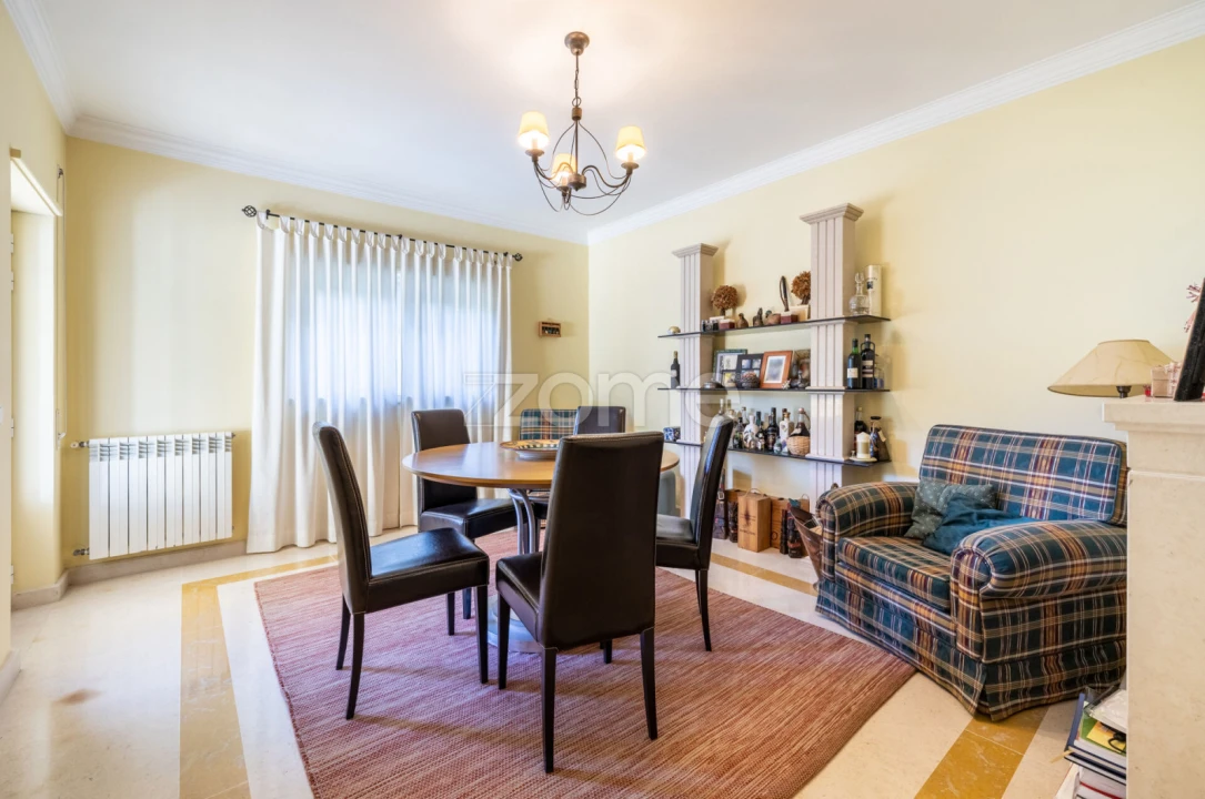 Moradia T5 para Venda em Leiria, Pousos, Barreira e Cortes Foto 21