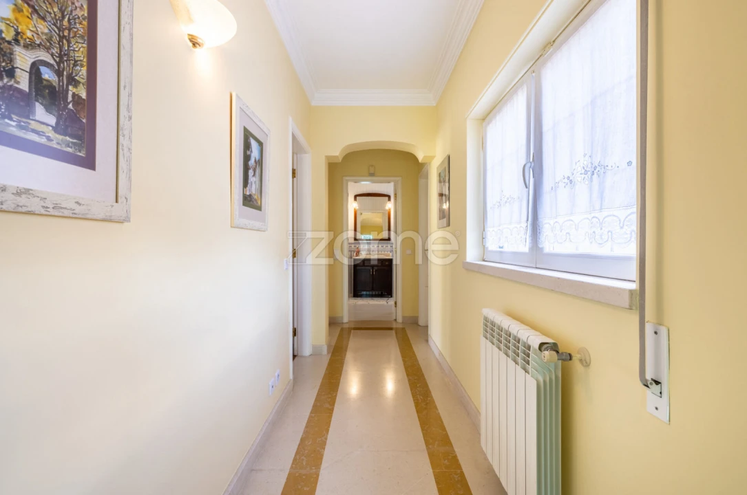 Moradia T5 para Venda em Leiria, Pousos, Barreira e Cortes Foto 32