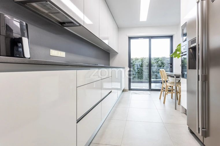 Apartamento T3 para Venda em São Domingos de Rana Foto 13