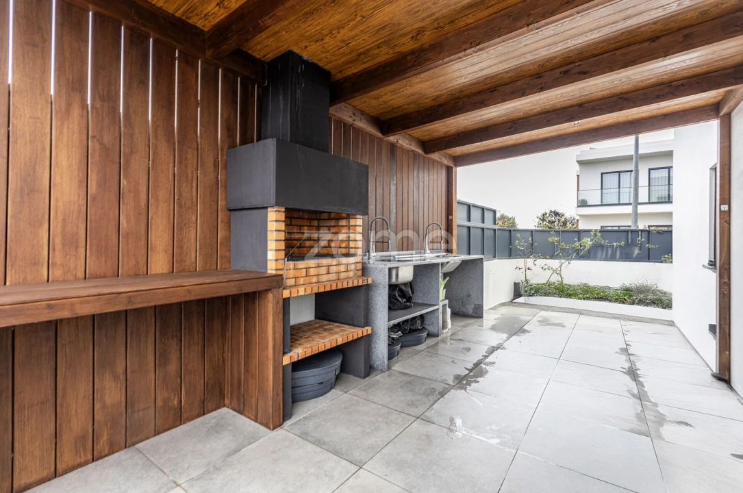 Apartamento T3 para Venda em São Domingos de Rana Foto 19