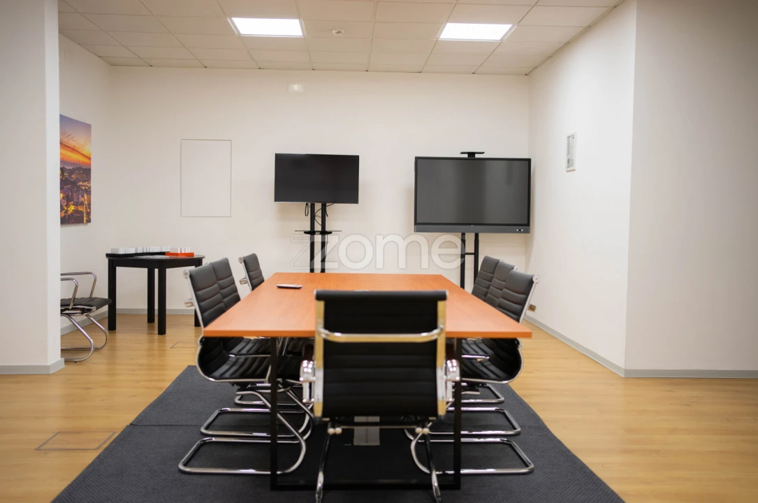 Escritório para Arrendamento em Sacavém e Prior Velho Foto 17