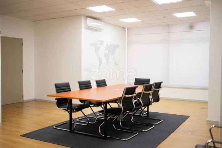 Escritório para Arrendamento em Sacavém e Prior Velho Foto 16