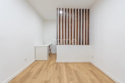 Apartamento T3 para Venda em Arroios