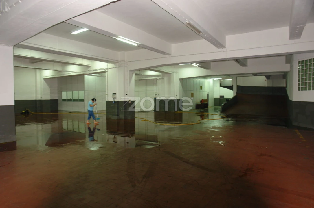 Garagem para Venda em Algés, Linda-A-Velha e Cruz Quebrada-Dafundo Foto 26