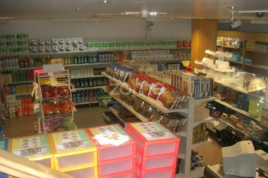 Negócio para Venda em Algés, Linda-A-Velha e Cruz Quebrada-Dafundo Foto 13