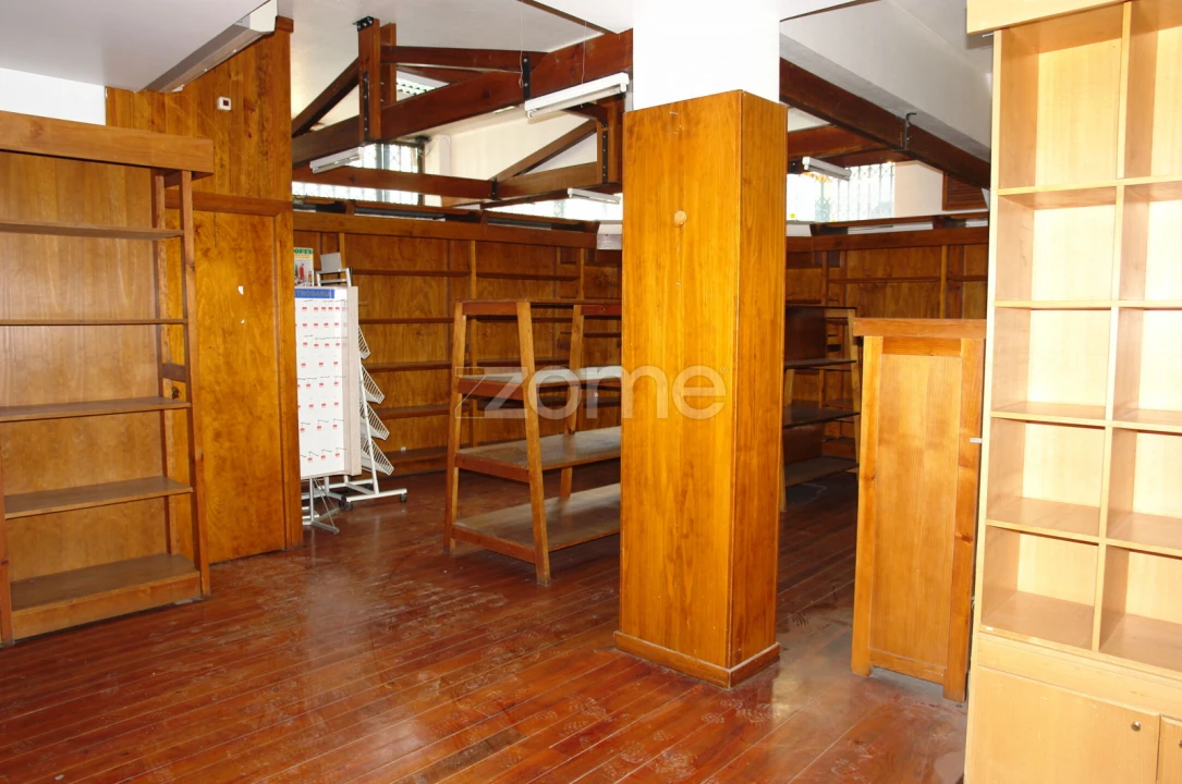 Negócio para Venda em Algés, Linda-A-Velha e Cruz Quebrada-Dafundo Foto 17