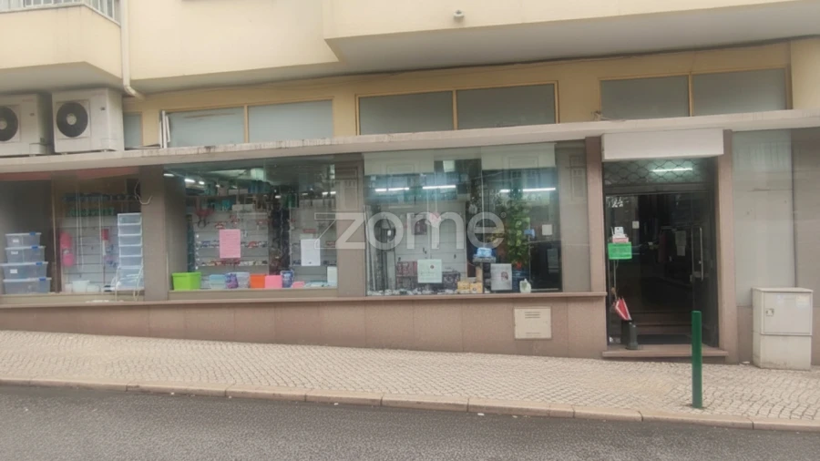 Negócio para Venda em Algés, Linda-A-Velha e Cruz Quebrada-Dafundo