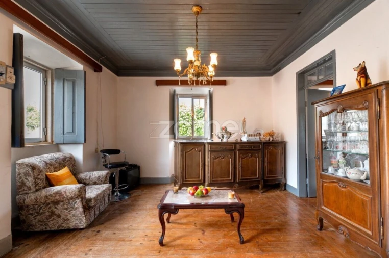 Moradia T3 para Venda em Aguda Foto 14