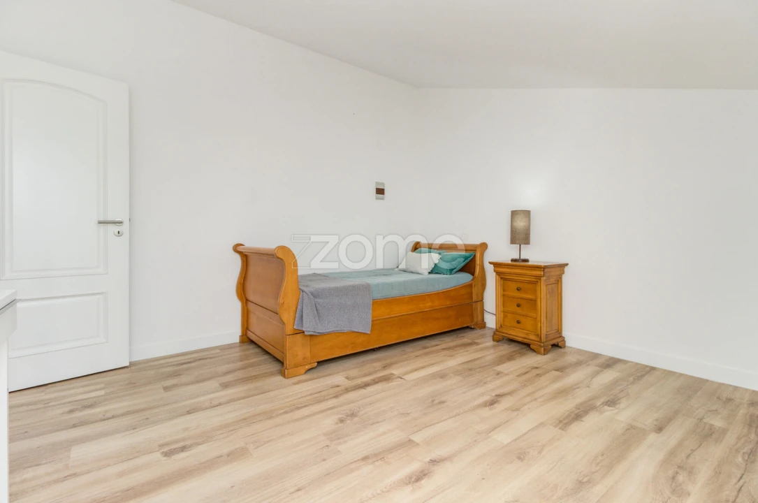 Apartamento T5 para Venda em São Domingos de Rana Foto 30