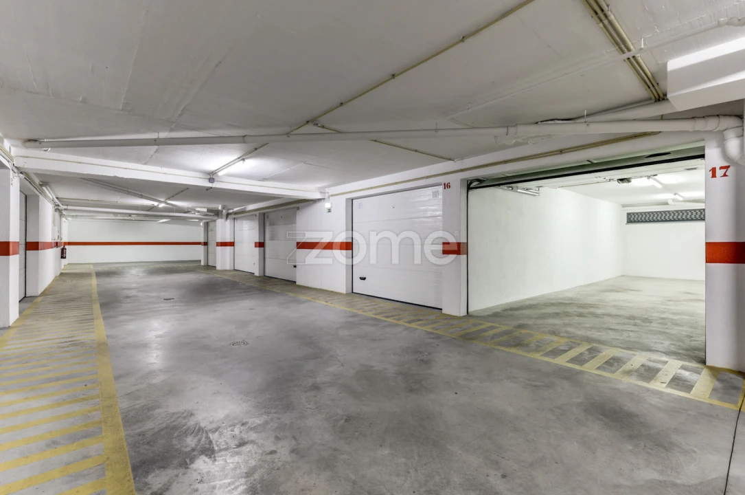 Apartamento T2 para Arrendamento em São Domingos de Rana Foto 18