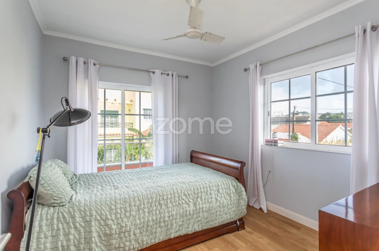 Moradia T3 para Venda em Alcabideche Foto 26