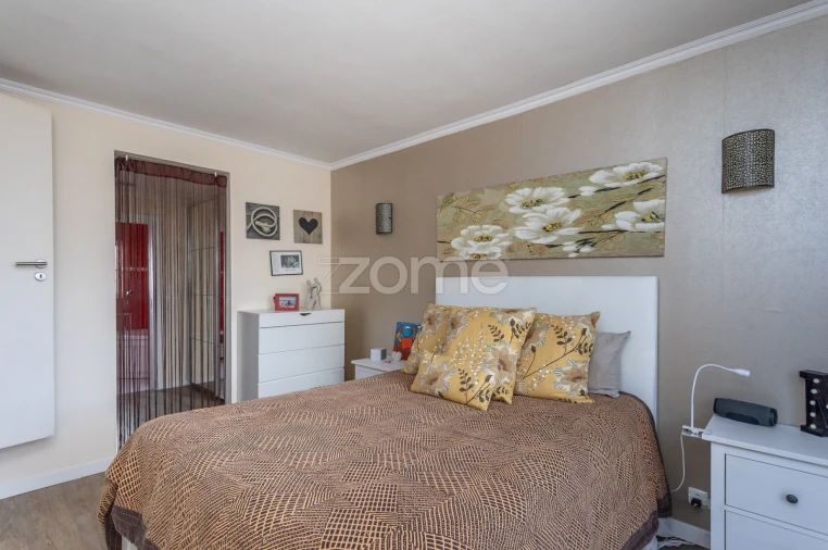 Moradia T3 para Venda em Alcabideche Foto 32