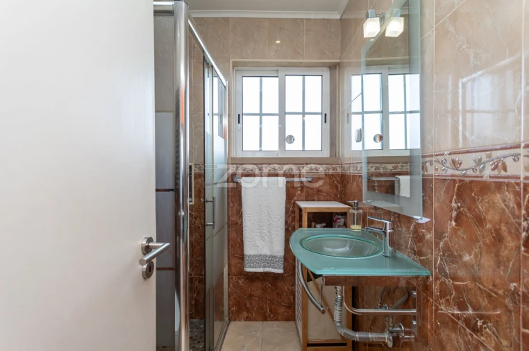 Moradia T3 para Venda em Alcabideche Foto 23