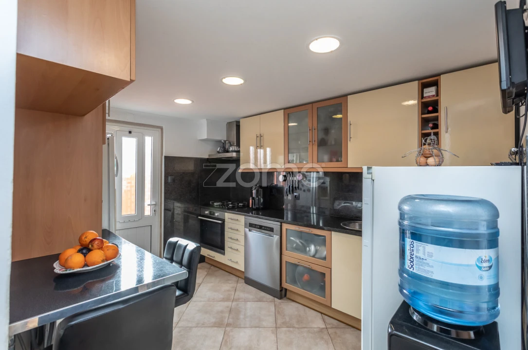 Moradia T3 para Venda em Alcabideche Foto 12