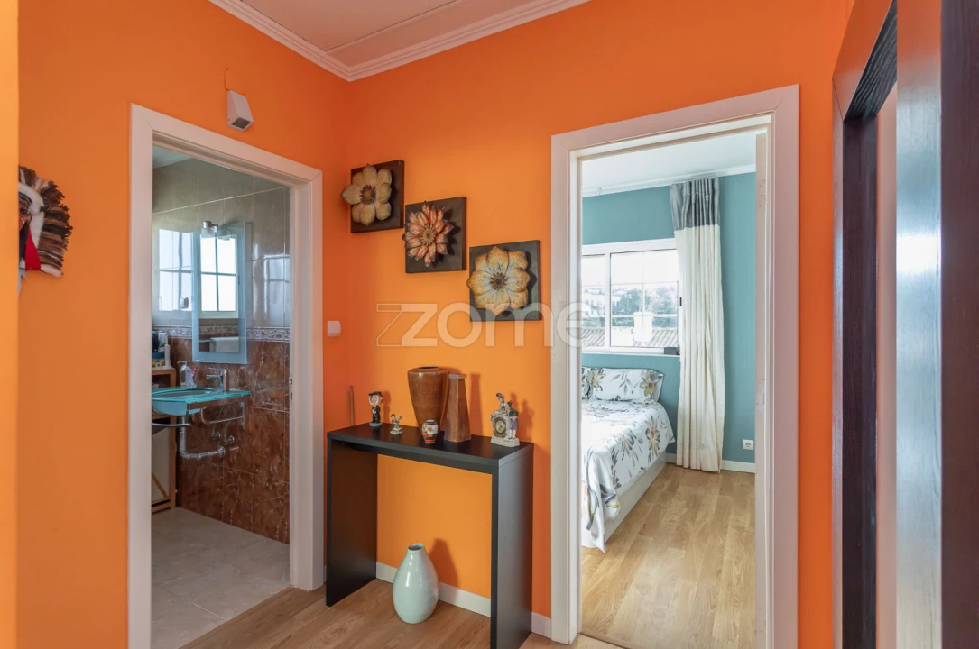 Moradia T3 para Venda em Alcabideche Foto 25