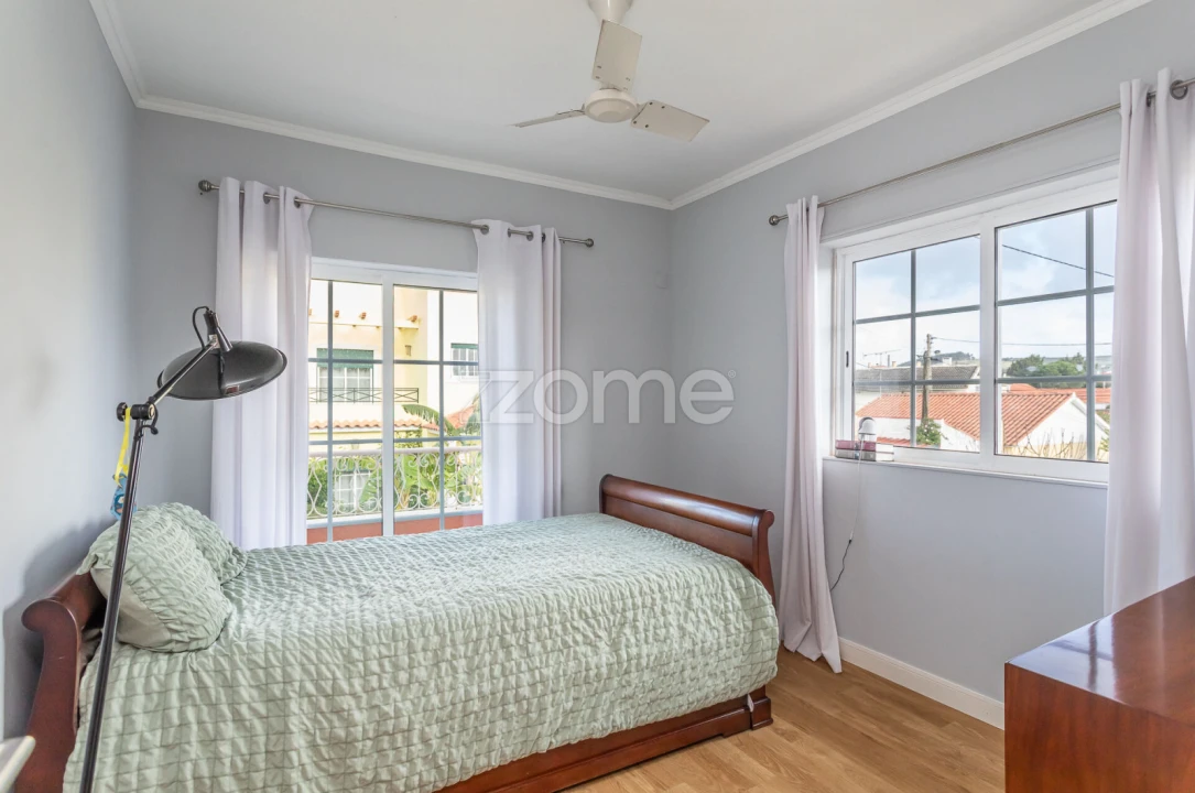 Moradia T3 para Venda em Alcabideche Foto 26