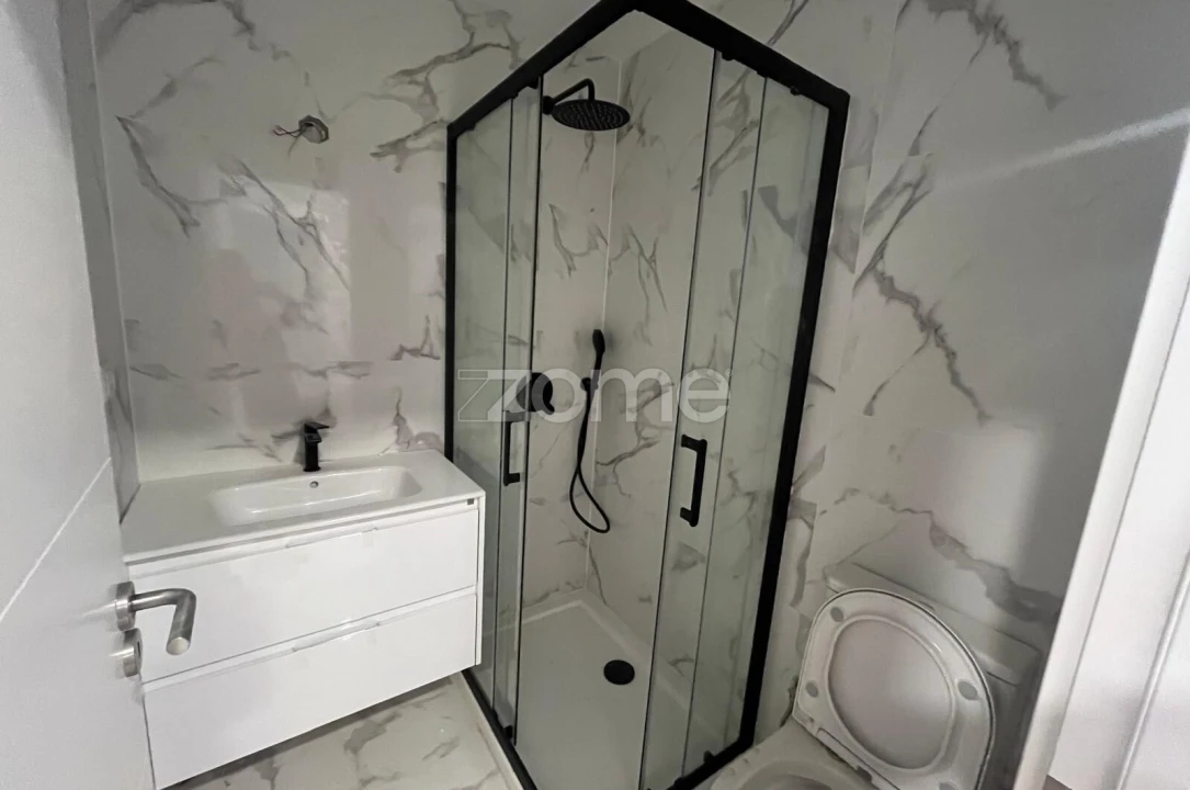 Apartamento T2 para Venda em Algés, Linda-A-Velha e Cruz Quebrada-Dafundo Foto 7