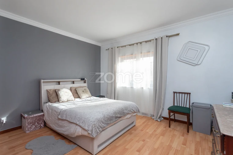 Moradia T4 para Venda em Alcabideche Foto 30