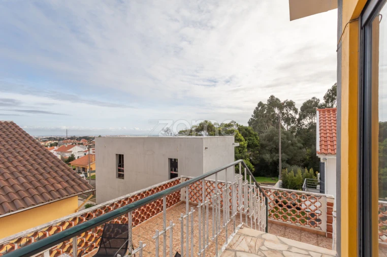 Moradia T4 para Venda em Alcabideche Foto 19